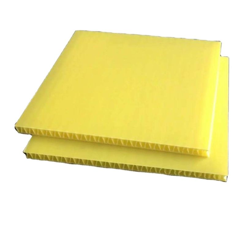 Güneşe Dayanıklı Alev Geciktirici HDPE Oluklu Levha A4 Coroplast Levhalar 4x8