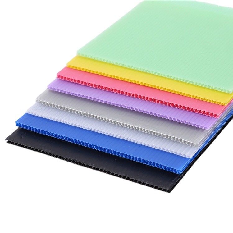 Corflute levhası 2mm 3mm 4mm 5mm 6mm 7mm dalgalı plastik levha correx kart polipropilen bal meşe paneli